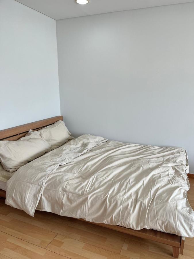 1 Minute House From Hongdae Apartment Сеул Екстериор снимка