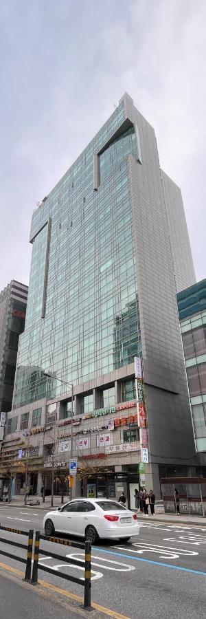 1 Minute House From Hongdae Apartment Сеул Екстериор снимка